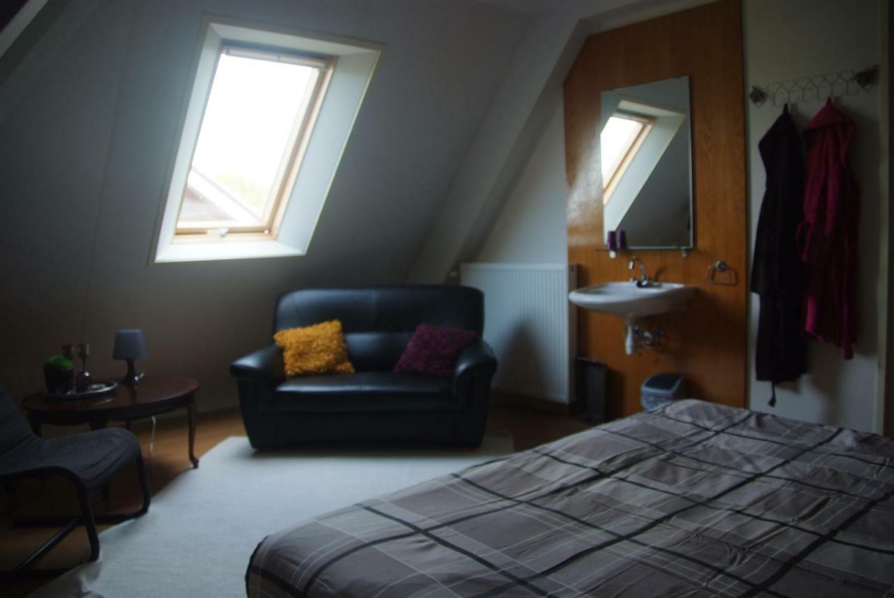 B&B Noflik Haule Exteriör bild